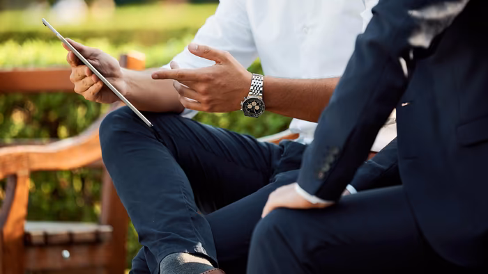 How to Negotiate Salary for a Better Pay &#8211; 8 Tips You Need To Know
