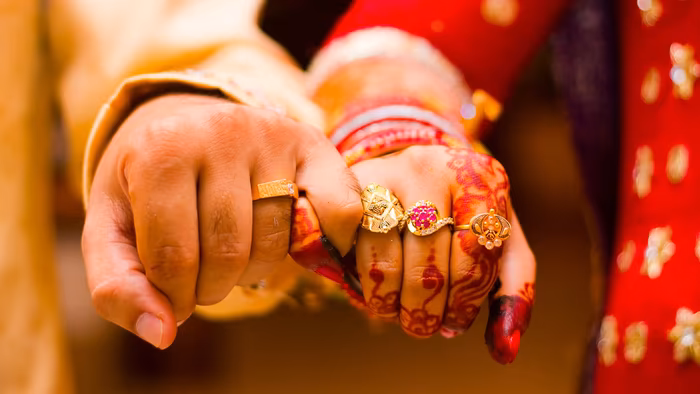 Say &#8216;Adieu&#8217; to a BIG Fat Indian Wedding! The Era of Smart Savings is Finally Upon Us!