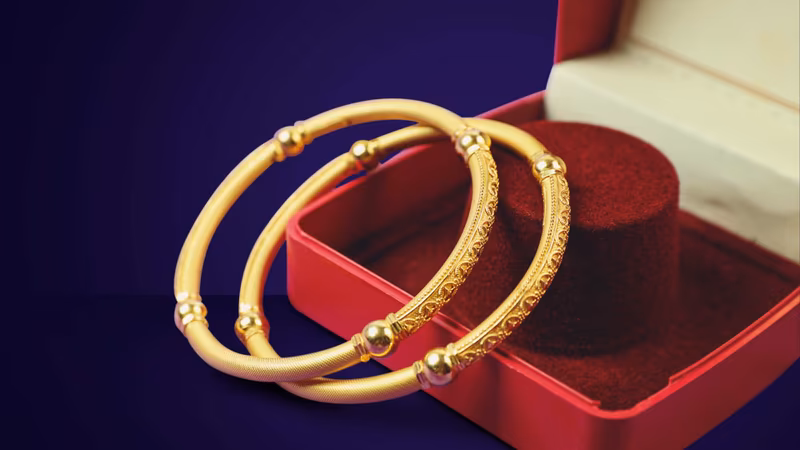 5 Reasons Why the Bride is Gifted Gold At Her Wedding