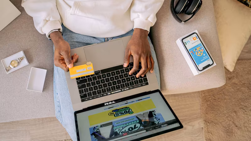 5 Smart Tips To Save Money While Shopping Online