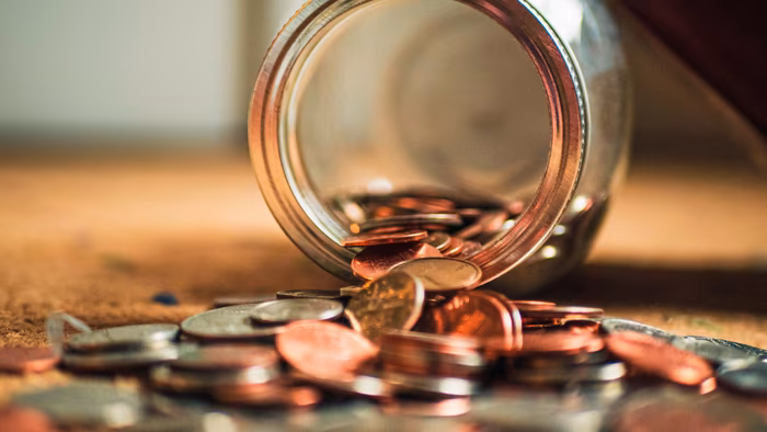 5 Effective Ways to Save and Manage Money for a Secured future